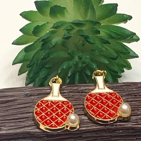 Ping Pong Earrings, Sports Earrings, Ping Pong Paddle, Gift Idea, Silly Earring - Picture 2 of 6